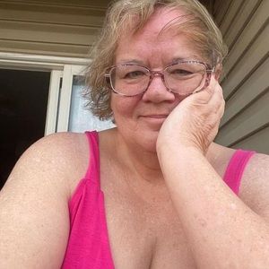 Meet your Posher, Max